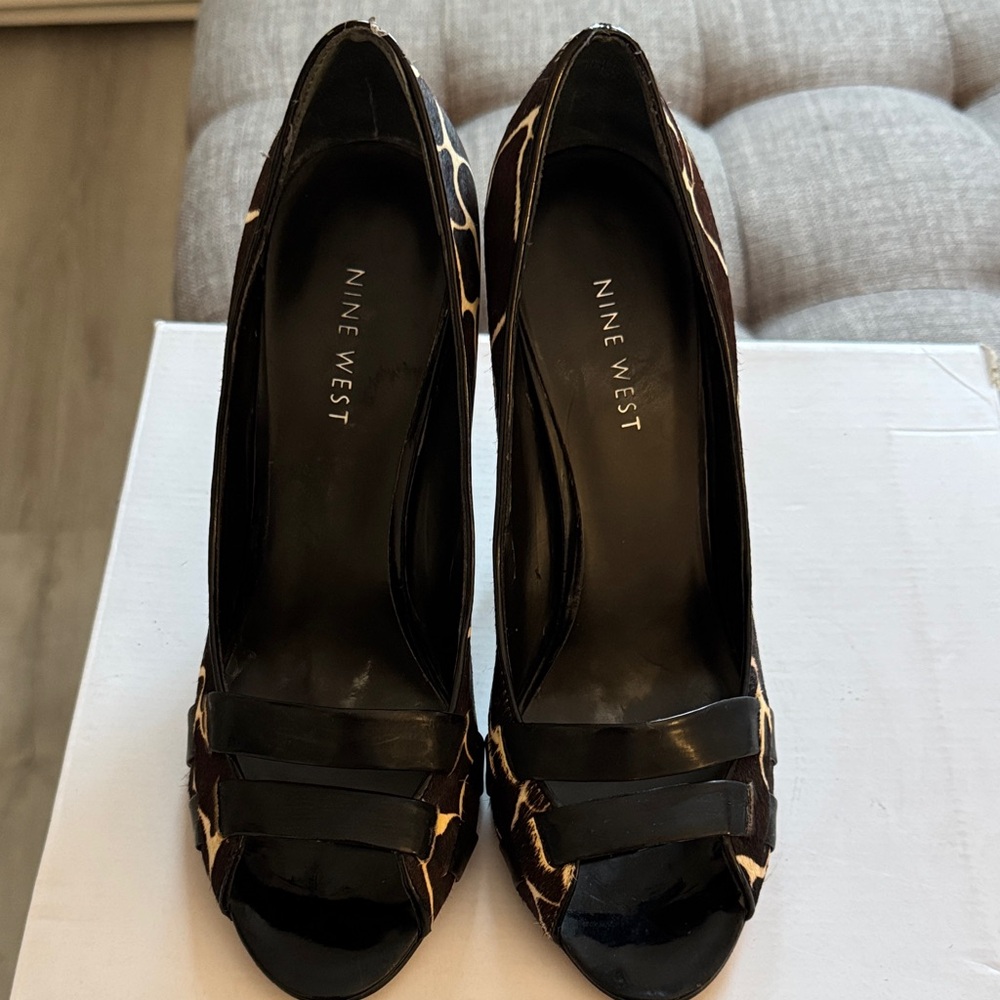 Nine West Black and Brown Giraffe Print Heels